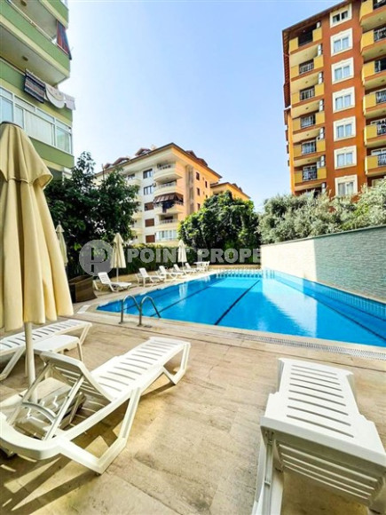 Ухоженная квартира 65 м2 с планировкой 1+1 в самом центре Аланьи-id-3606-фото-2