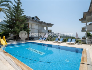 Двухуровневая квартира 3+1 с площадью 182 м2 на удалении от моря в районе Тепе, Аланья-id-3608-фото-5