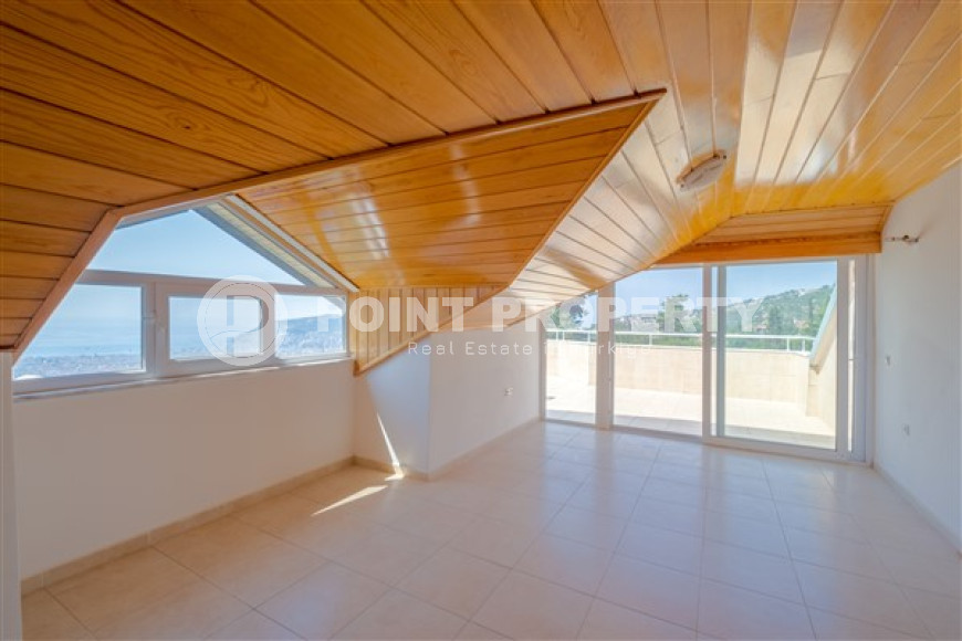 Двухуровневая квартира 3+1 с площадью 182 м2 на удалении от моря в районе Тепе, Аланья-id-3608-фото-15