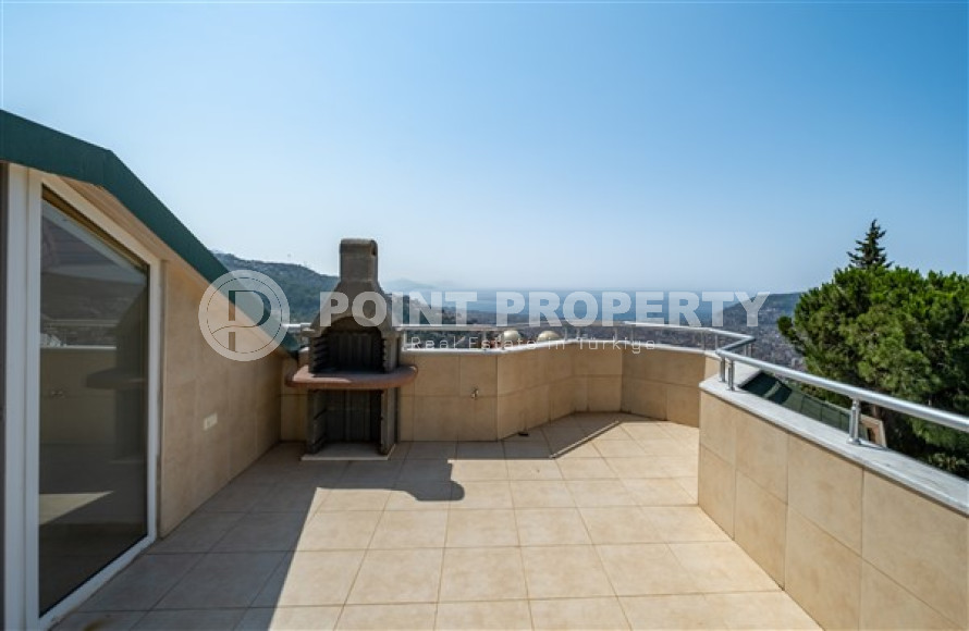 Двухуровневая квартира 3+1 с площадью 182 м2 на удалении от моря в районе Тепе, Аланья-id-3608-фото-16