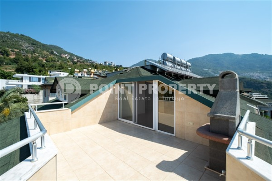 Двухуровневая квартира 3+1 с площадью 182 м2 на удалении от моря в районе Тепе, Аланья-id-3608-фото-18