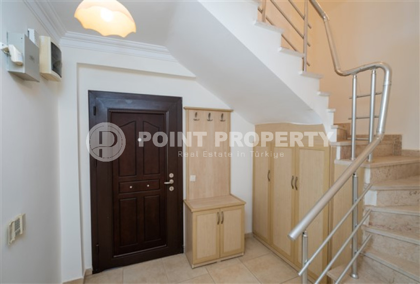 Двухуровневая квартира 3+1 с площадью 182 м2 на удалении от моря в районе Тепе, Аланья-id-3608-фото-21