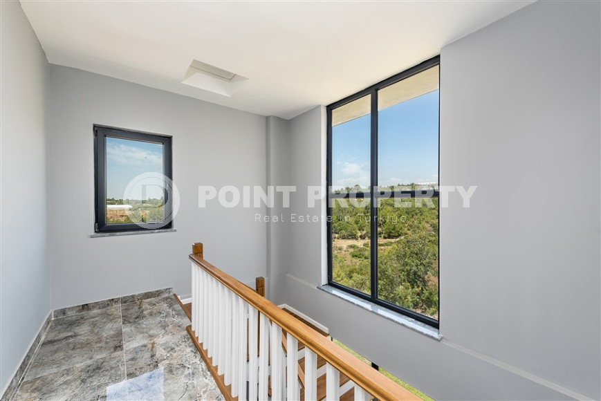 Stylish villa of 240 m2 in the Incekum area with enchanting views of the Mediterranean Sea.-id-1040-photo-10