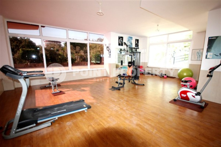 Великолепный дуплекс на 6-м этаже с мансардой в современном районе Тюрклер.-id-3611-фото-16