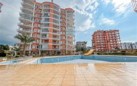 Bright, cozy apartment within walking distance from the sea in a residential complex with a swimming pool and garden.-id-3614-photo-14