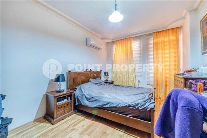 Просторный светлый дуплекс в 900 метрах от пляжа и набережной.-id-3631-фото-7