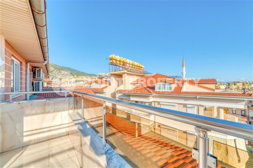 Просторный светлый дуплекс в 900 метрах от пляжа и набережной.-id-3631-фото-13