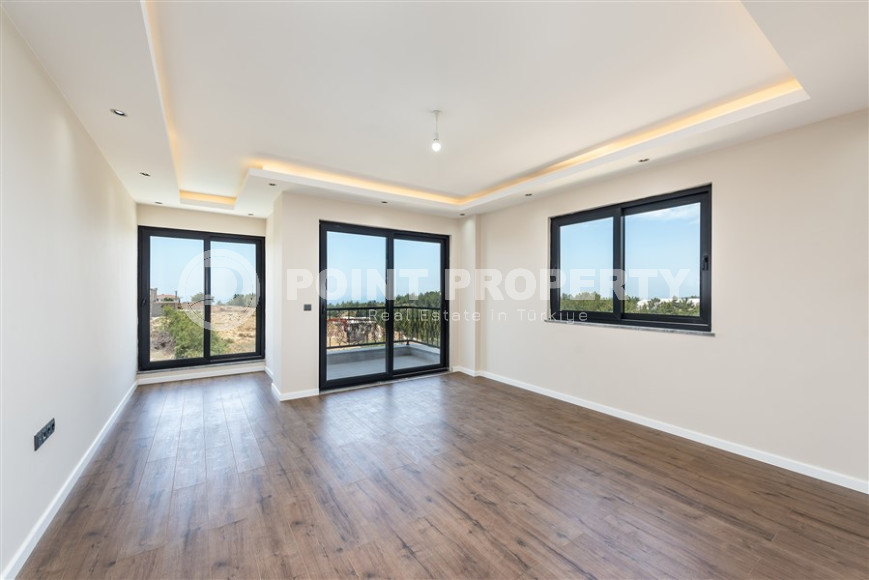 Stylish villa of 240 m2 in the Incekum area with enchanting views of the Mediterranean Sea.-id-1040-photo-14