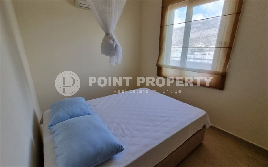 Двухуровневая квартира 4+1 в 400 метрах от моря в центре района Махмутлар.-id-3637-фото-5