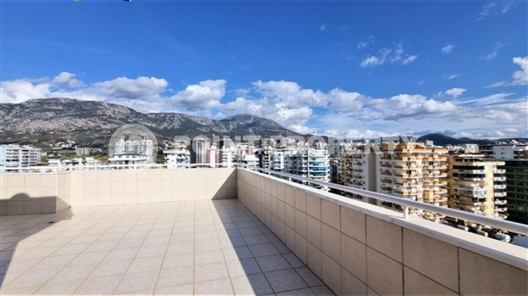 Двухуровневая квартира 4+1 в 400 метрах от моря в центре района Махмутлар.-id-3637-фото-16