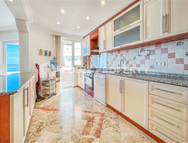 Роскошный пентхаус на 5-м этаже с видом на море.-id-3639-фото-3