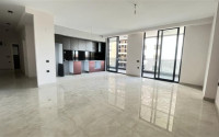 New apartments with high-quality renovation 450 meters from the sea, Mahmutlar district-id-3642-photo-1