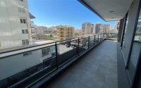 New apartments with high-quality renovation 450 meters from the sea, Mahmutlar district-id-3642-photo-4