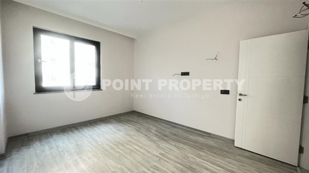 New apartments with high-quality renovation 450 meters from the sea, Mahmutlar district-id-3642-photo-5