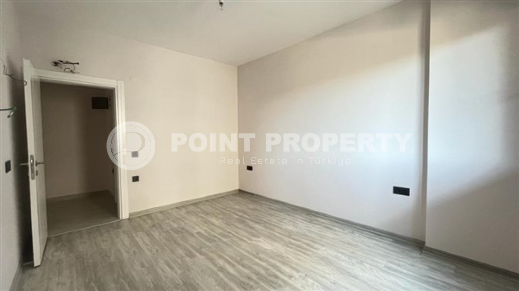 New apartments with high-quality renovation 450 meters from the sea, Mahmutlar district-id-3642-photo-8