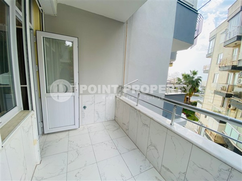 Cozy three-room apartment 112 m2 with three balconies, Mahmutlar district-id-3643-photo-6