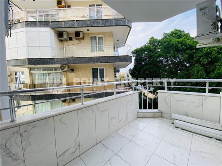 Cozy three-room apartment 112 m2 with three balconies, Mahmutlar district-id-3643-photo-7