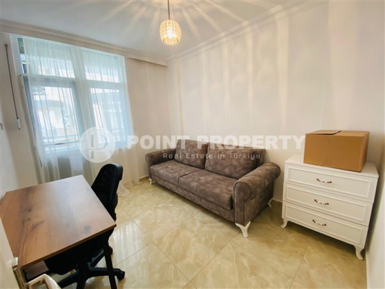 Cozy three-room apartment 112 m2 with three balconies, Mahmutlar district-id-3643-photo-8