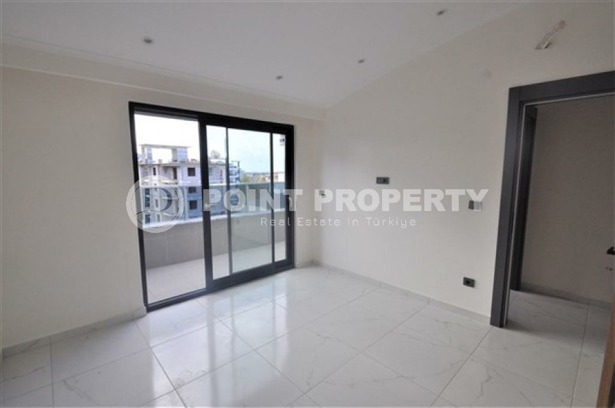 Трёхкомнатный пентхаус с площадью 100 м2 в новом малоэтажном комплексе, район Оба-id-3646-фото-13