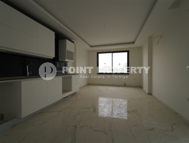 Просторная квартира с одной спальной комнатой на 9-м этаже.-id-3653-фото-4