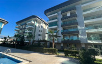 Luxury penthouse with an area of 200 m2 100 meters from the beaches of the Kestel area-id-3657-photo-2