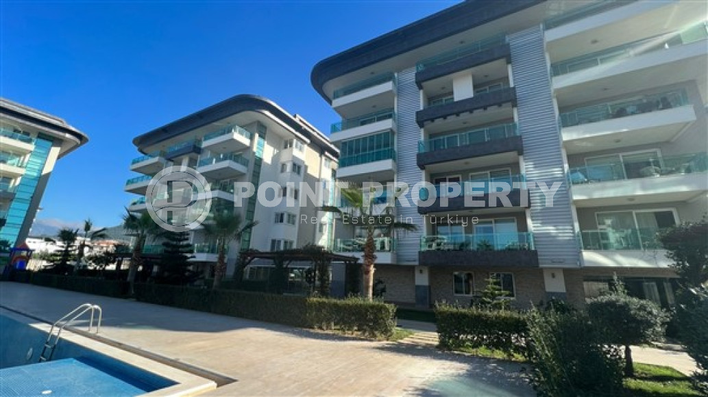 Luxury penthouse with an area of 200 m2 100 meters from the beaches of the Kestel area-id-3657-photo-2