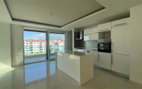 Luxury penthouse with an area of 200 m2 100 meters from the beaches of the Kestel area-id-3657-photo-4