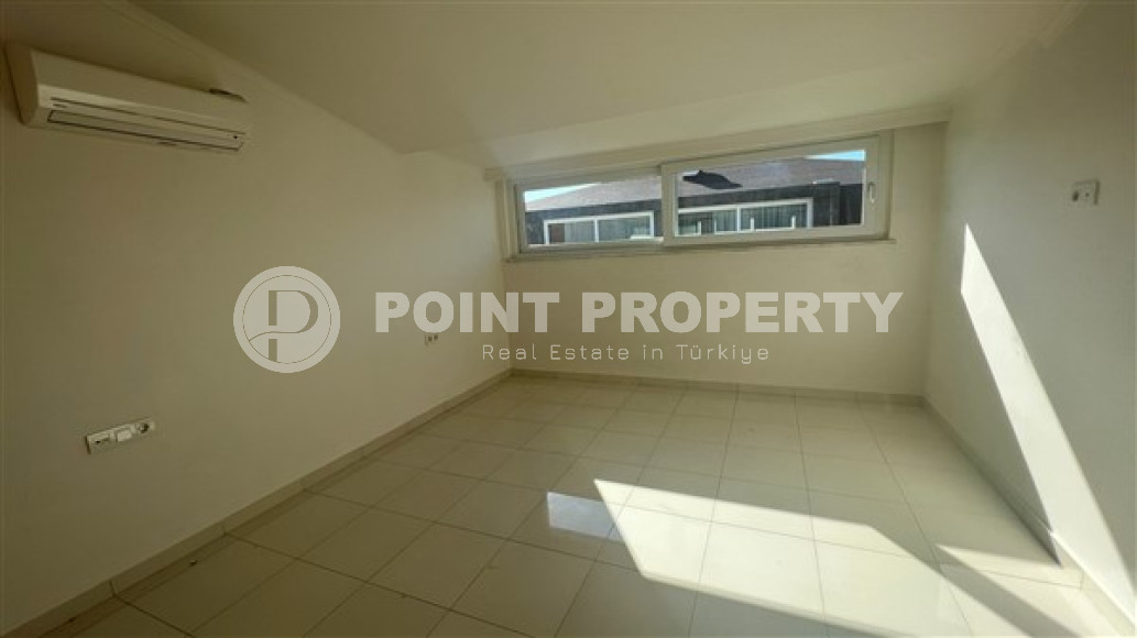 Luxury penthouse with an area of 200 m2 100 meters from the beaches of the Kestel area-id-3657-photo-9