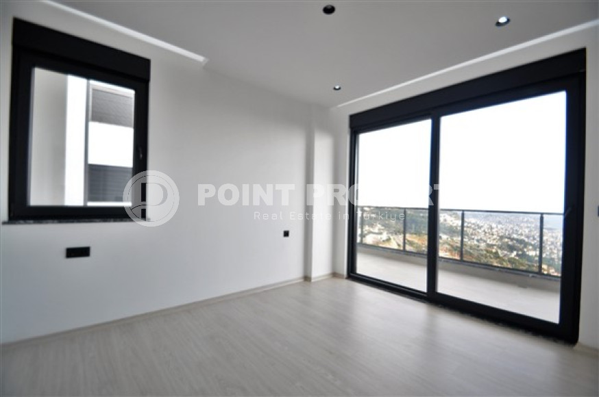 Вилла планировкой 5+1 с жилой площадью 270 м2 на стадии завершения строительства, центр Аланьи, Тепе-id-3660-фото-14