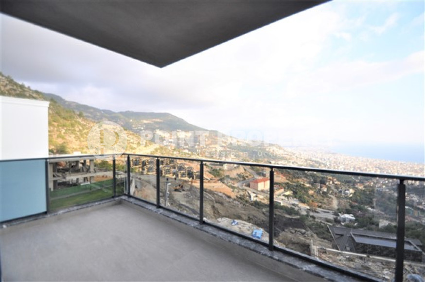 Вилла планировкой 5+1 с жилой площадью 270 м2 на стадии завершения строительства, центр Аланьи, Тепе-id-3660-фото-19