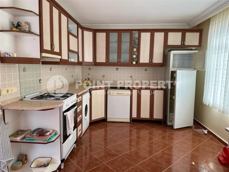 Просторная четырёхкомнатная квартира с мебелью в центре Аланьи, 170 м2-id-3661-фото-6