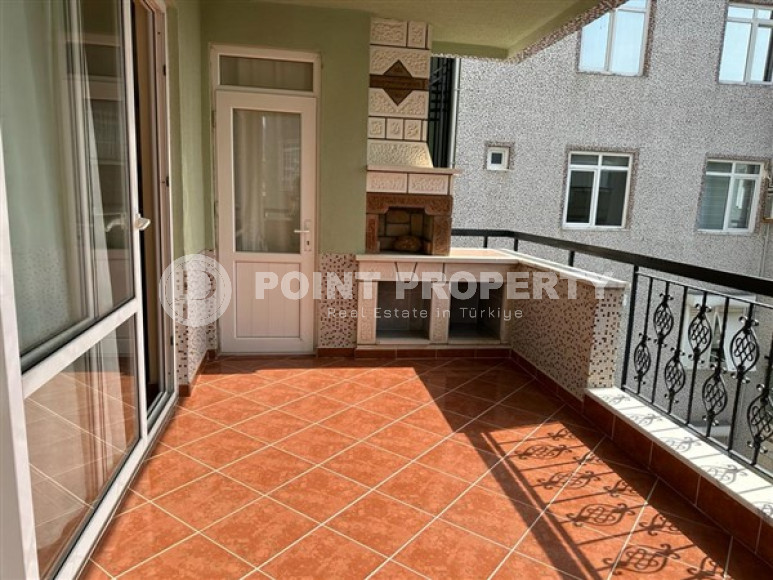 Просторная четырёхкомнатная квартира с мебелью в центре Аланьи, 170 м2-id-3661-фото-9