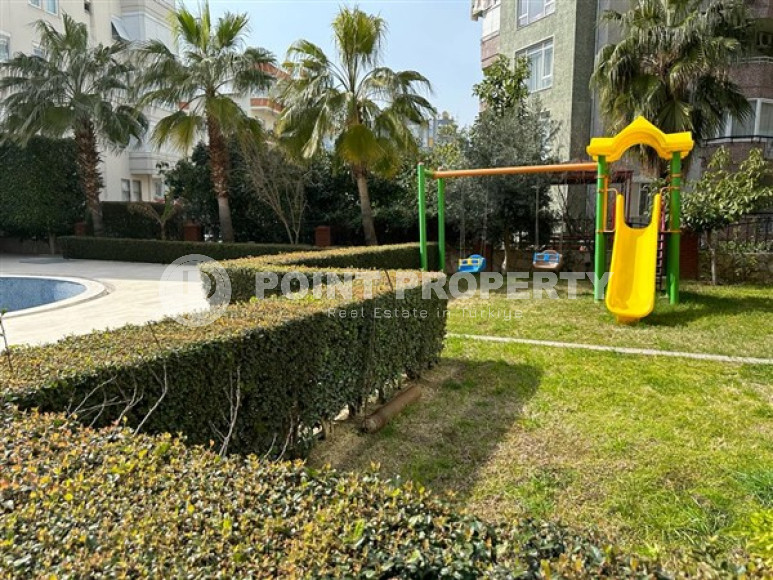 Просторная четырёхкомнатная квартира с мебелью в центре Аланьи, 170 м2-id-3661-фото-16