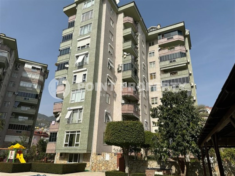 Просторная четырёхкомнатная квартира с мебелью в центре Аланьи, 170 м2-id-3661-фото-18