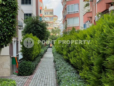 Well-maintained apartment 120 m2 in a Turkish house 200 meters from the sea, Mahmutlar district-id-3665-photo-4