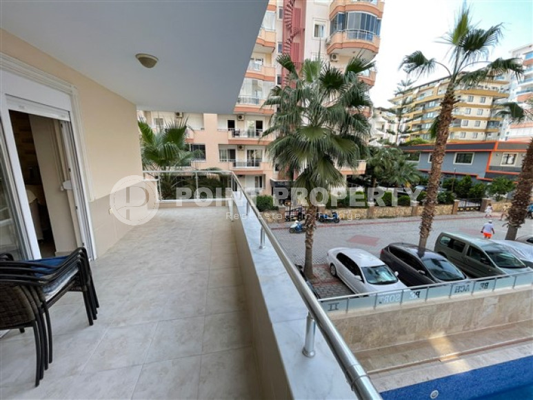 Ухоженная квартира 120 м2 в турецком доме в 200 метрах от моря, район Махмутлар-id-3665-фото-12