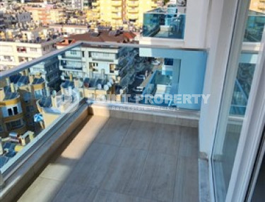 Huge two-level apartment of 320 m2 with furniture located in the very center of Mahmutlar-id-3666-photo-3