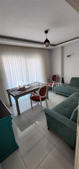 Huge two-level apartment of 320 m2 with furniture located in the very center of Mahmutlar-id-3666-photo-7