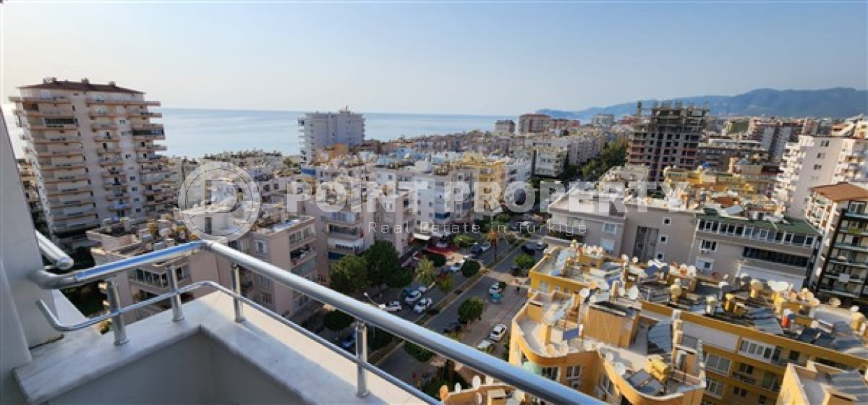 Huge two-level apartment of 320 m2 with furniture located in the very center of Mahmutlar-id-3666-photo-9