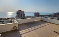 Huge two-level apartment of 320 m2 with furniture located in the very center of Mahmutlar-id-3666-photo-10