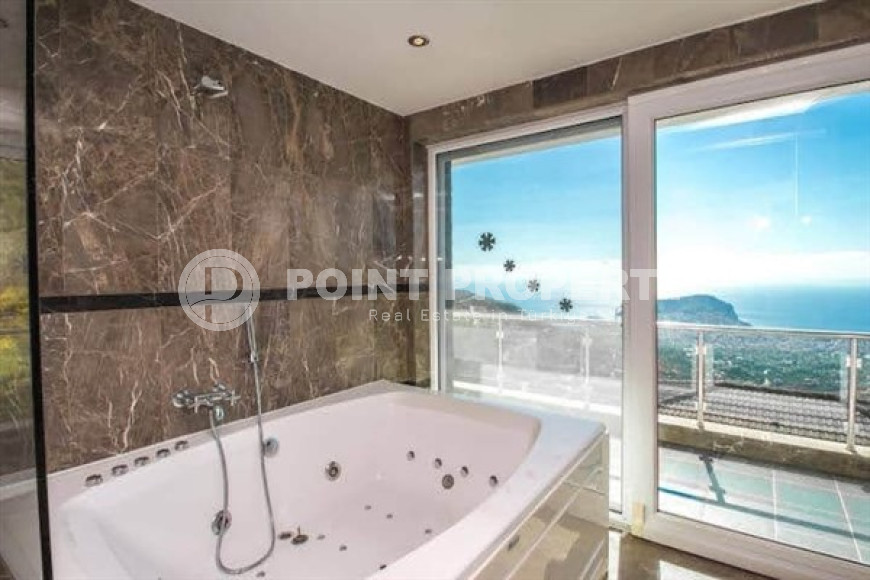 Дуплексная вилла с семью комнатами общей площадью 400 м2, центр Аланьи, район Тепе-id-3671-фото-11