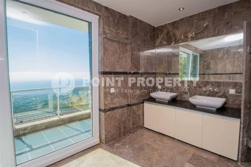 Дуплексная вилла с семью комнатами общей площадью 400 м2, центр Аланьи, район Тепе-id-3671-фото-13