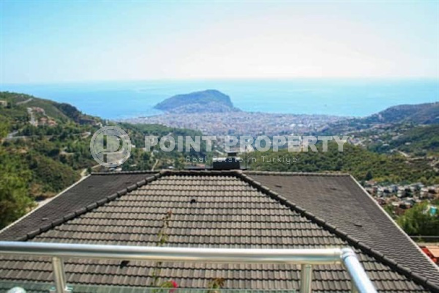 Дуплексная вилла с семью комнатами общей площадью 400 м2, центр Аланьи, район Тепе-id-3671-фото-14