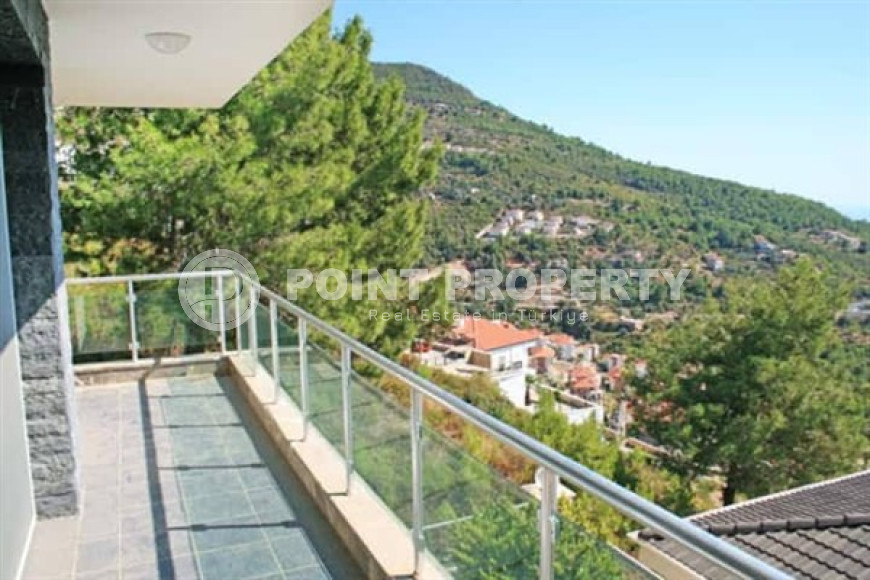 Дуплексная вилла с семью комнатами общей площадью 400 м2, центр Аланьи, район Тепе-id-3671-фото-15