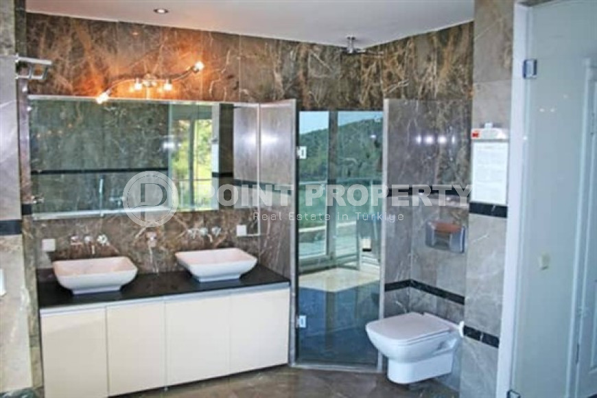 Дуплексная вилла с семью комнатами общей площадью 400 м2, центр Аланьи, район Тепе-id-3671-фото-17