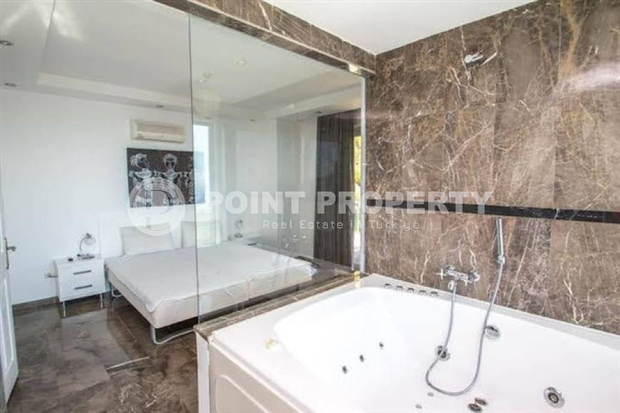 Дуплексная вилла с семью комнатами общей площадью 400 м2, центр Аланьи, район Тепе-id-3671-фото-21