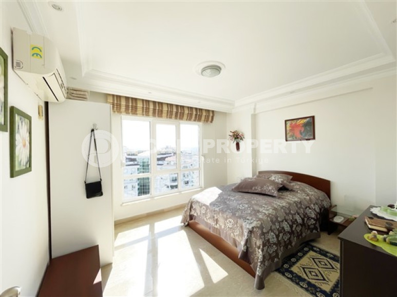 Роскошные дуплексные апартаменты 220 м2 в 850 метрах от Средиземного моря, район Тосмур-id-3672-фото-7