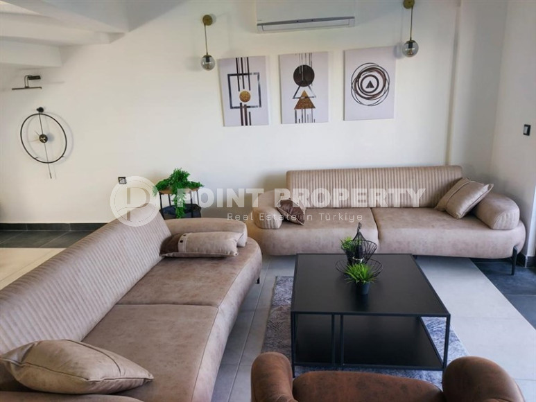 Стильная дизайнерская квартира с тремя спальнями, 140м², в таунхаусе в районе Алании Каргыджак-id-1319-фото-6