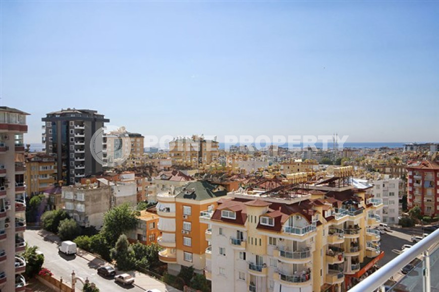 Ready-to-move-in five-room penthouse 225 m2 with quality furniture, Alanya, Kadipasha district-id-3682-photo-14