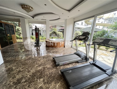 Comfortable apartment with an area of 125 m2 400 meters from the sea, Mahmutlar district-id-3689-photo-2